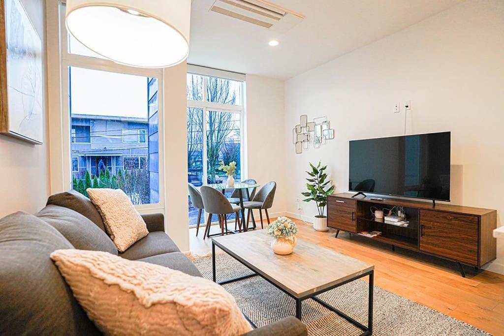 Modern Home, Rooftop View, 3 Block Beacon Station Seattle Exteriör bild